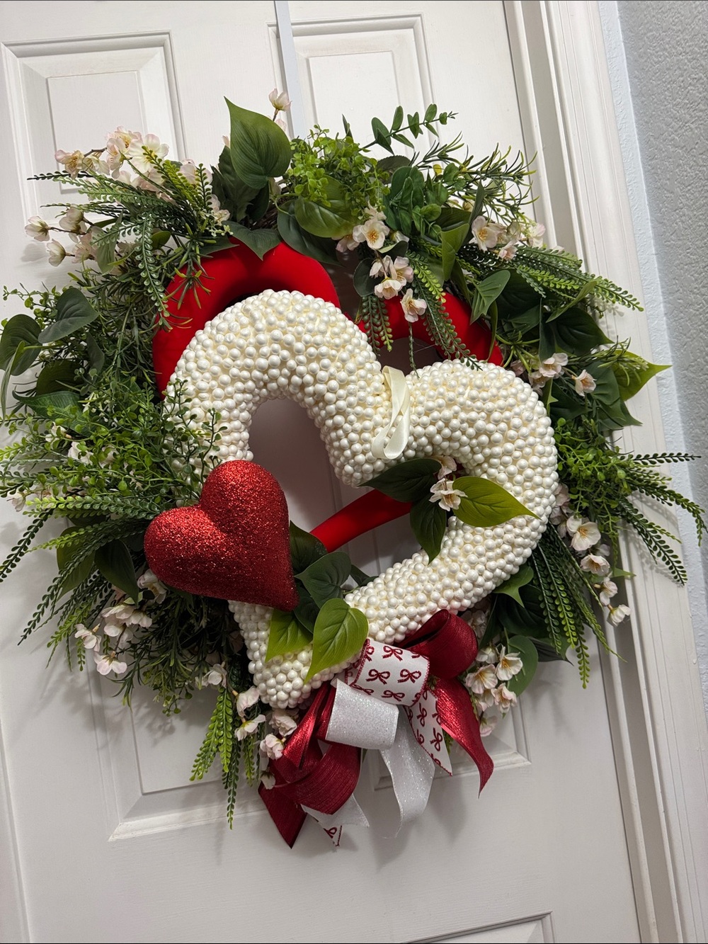 Pearl Heart Holiday Wreath with Red Accents
